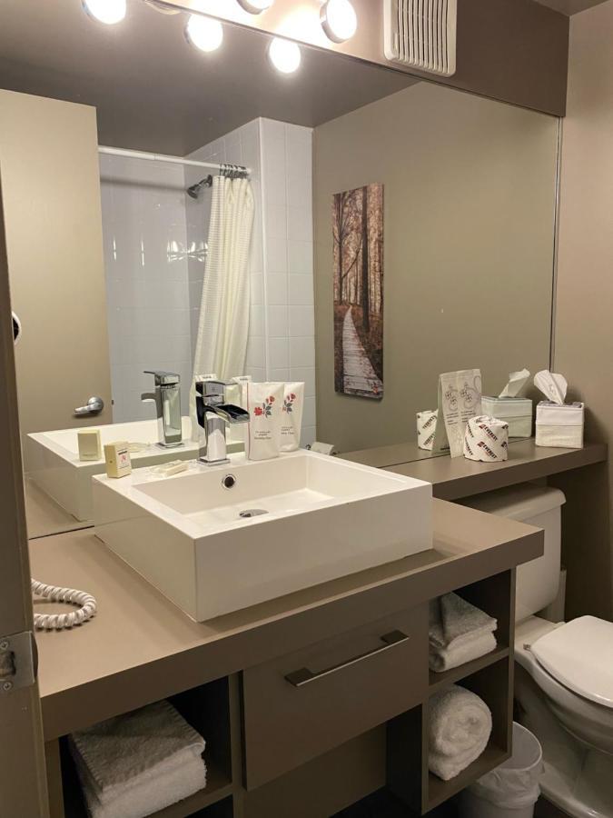 Travelodge By Wyndham Drummondville Exteriér fotografie
