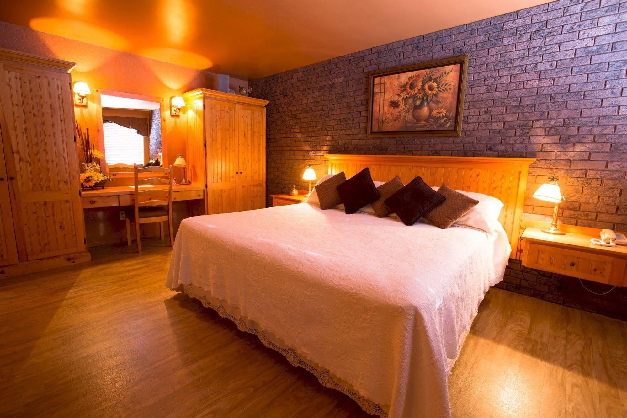 Travelodge By Wyndham Drummondville Exteriér fotografie